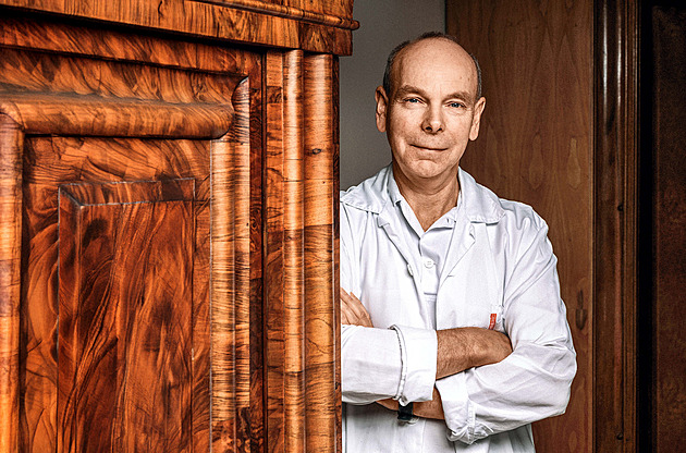 Akutní jaterní poškození může vyvolat jedna jediná tableta, říká profesor Brůha