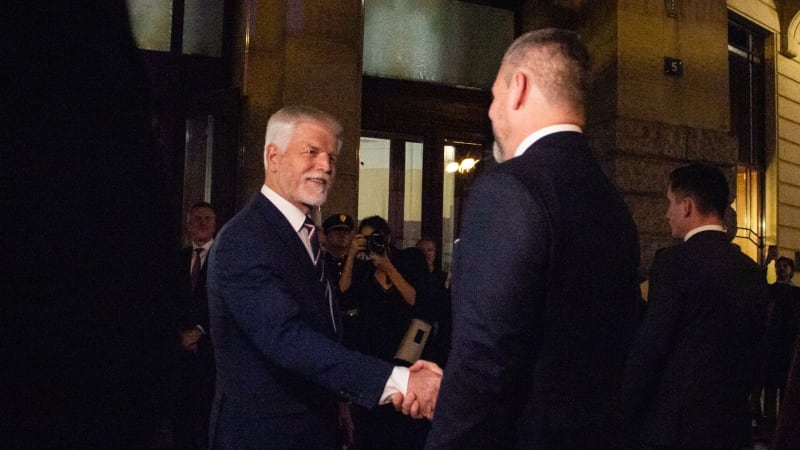 Pavel se setkal s Pellegrinim. Lidé doufají v co nejlepší vztahy Česka a Slovenska, řekl