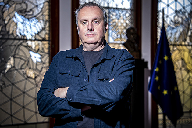 Pomoc Ukrajině nejde jen tak zastavit. Tomáš Pojar o válce, Gaze i plánech