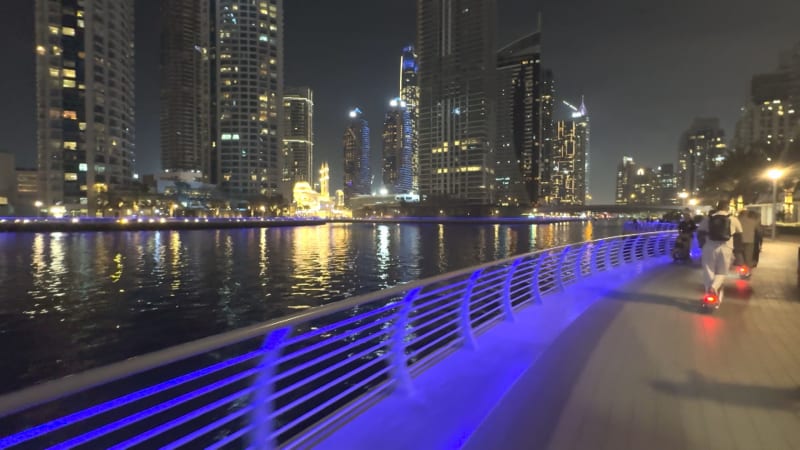 Nová móda mezi Čechy: Skupují levné nemovitosti ve Španělsku či Emirátech. Na co dát pozor?