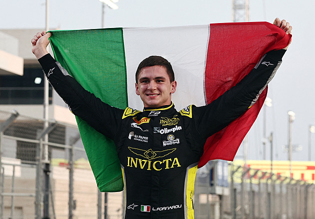 Staněk byl v závodě F2 v Lusailu osmý, jeho kolega Fornaroli si zajistil titul