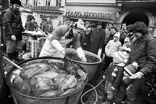 Jaké byly Vánoce 1985? Kupovaly se desky, byly i banány, v Moskvě to vřelo