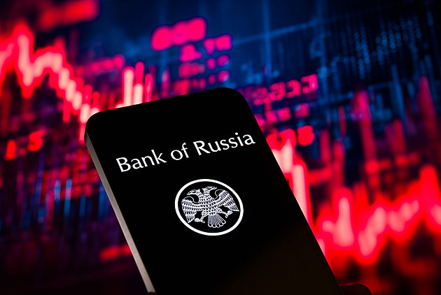 Rusové žalují kvůli zmrazeným aktivům společnost Euroclear o biliony rublů