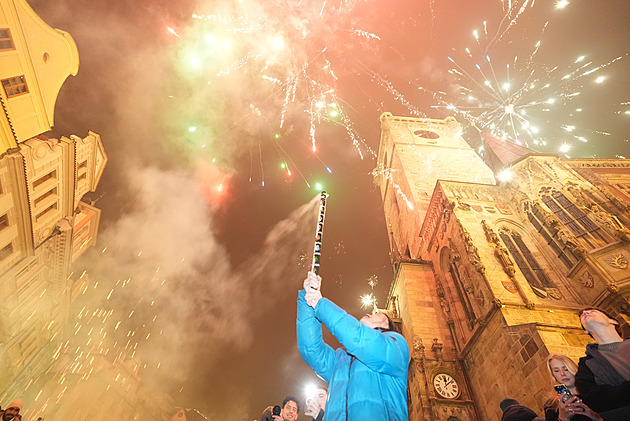Česko se chystá vstoupit do nového roku. Centrum oslav bude tradičně v Praze