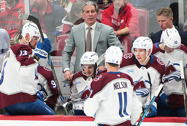 Florida porazila lídry NHL z Colorada, Crosby završil obrat Pittsburghu