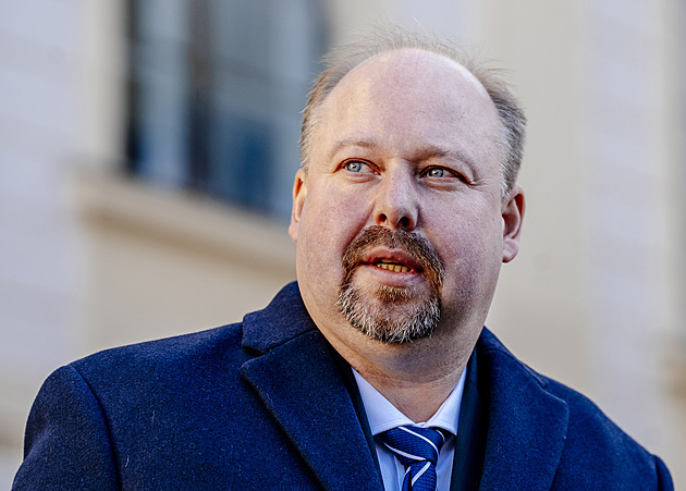 Tejc zvažuje zrušit některé okresní soudy, chce uspořit