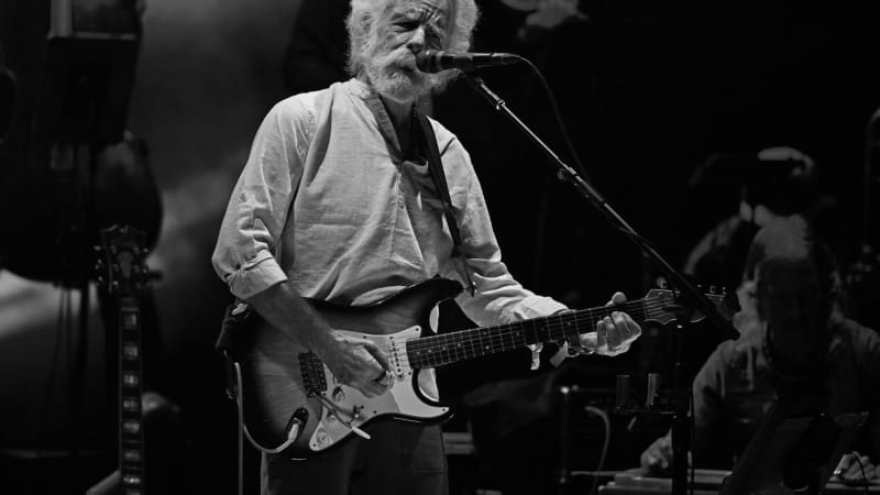 Zemřela rocková legenda Bob Weir. Spoluzakladatel kapely Grateful Dead podlehl rakovině
