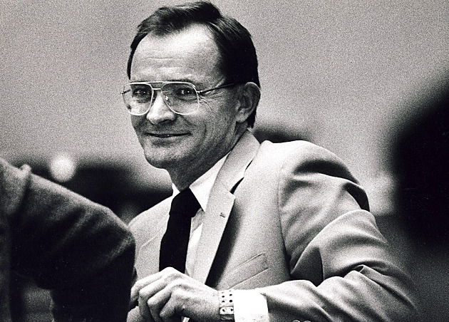 Mrtvola, spousta důkazů, deník. Dálniční vrah zvolil u soudu bizarní taktiku