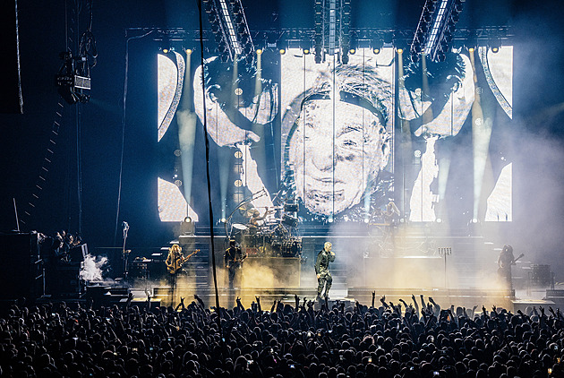 Koncertní šňůry jsou tahounem hudebního byznysu. Jenže na trhu chybějí „bedňáci“