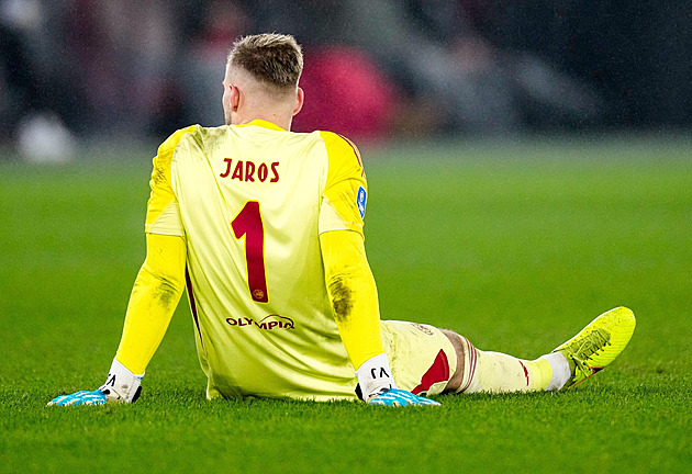 Nehorší pohárová prohra Ajaxu od roku 1927. Jaroš inkasoval šestkrát