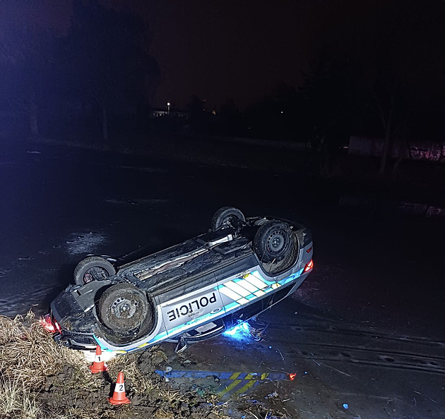 Dvě dívky se topily ve Vltavě u Trilčova jezu, jedna je ve vážném stavu