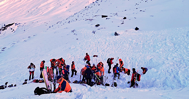 Po pádu laviny v rakouských Alpách zemřeli tři čeští skialpinisté