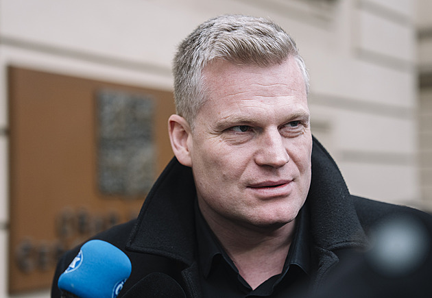 Po cenách Anděl se nabízela privatizace, platit ČT lze dál dobrovolně, napsal Turek