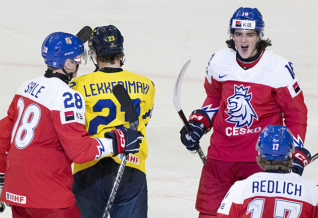 Příští rok šance na povolání do NHL bude, cítí Melovský. Musí se zlepšit v soubojích