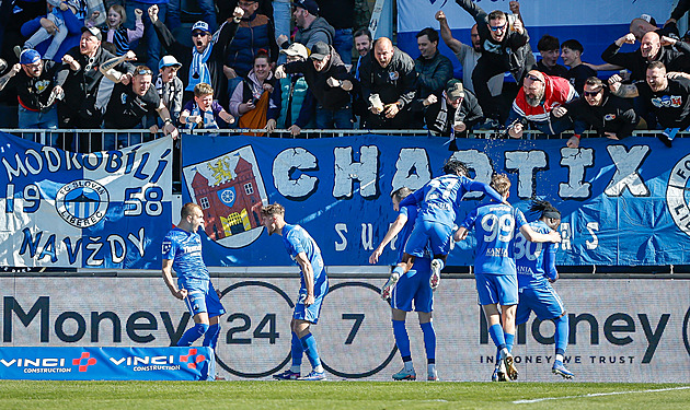 Vyhrát derby. Tečka, kterou jsme si všichni hrozně přáli, ulevilo se trenéru Kováčovi