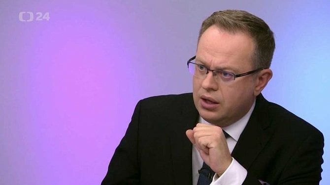 Václav Moravec se vrací s novým pořadem. Nad jeho plány ale visí konkurenční doložka České televize