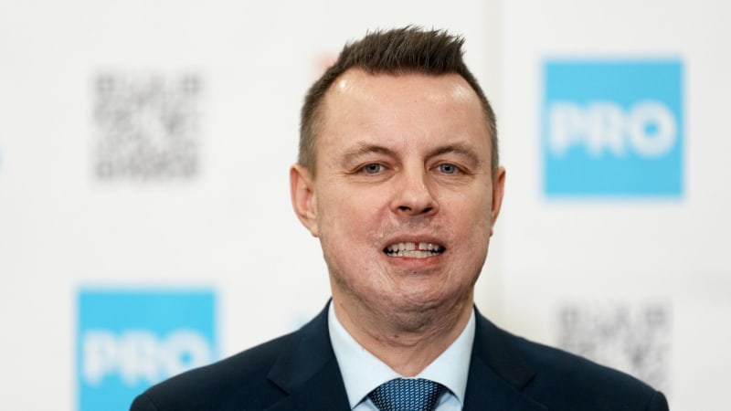 Rajchl: Pavel není důstojný prezident, chci vládního kandidáta. Zrušme přímou volbu