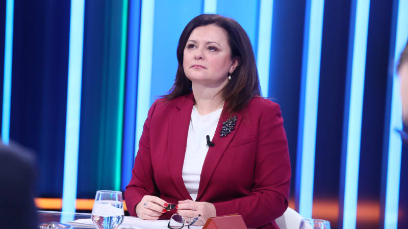 Jermanová zaskočila výrokem o šéfovi BIS. Ve vašem případě je lepší mlčet, vzkazují kritici