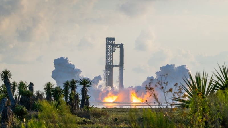 Raketa Starship odstartovala do vesmíru. Na oběžnou dráhu vypustila satelity Starlink